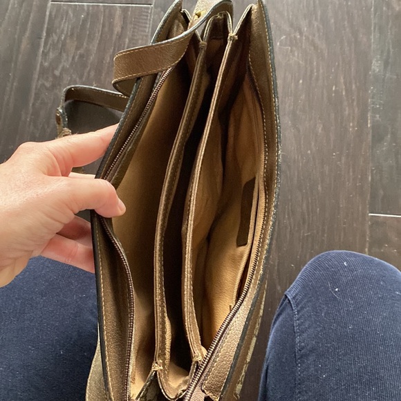 Vintage Gucci Bag - Picture 5 of 10